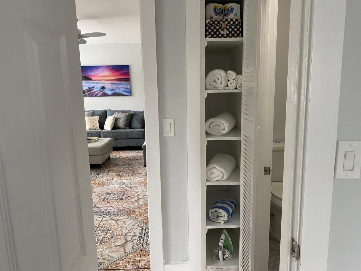 מיאמי Main House 3 Bed 2 Bath & Guest House 1 Bed 1 Bath מראה חיצוני תמונה