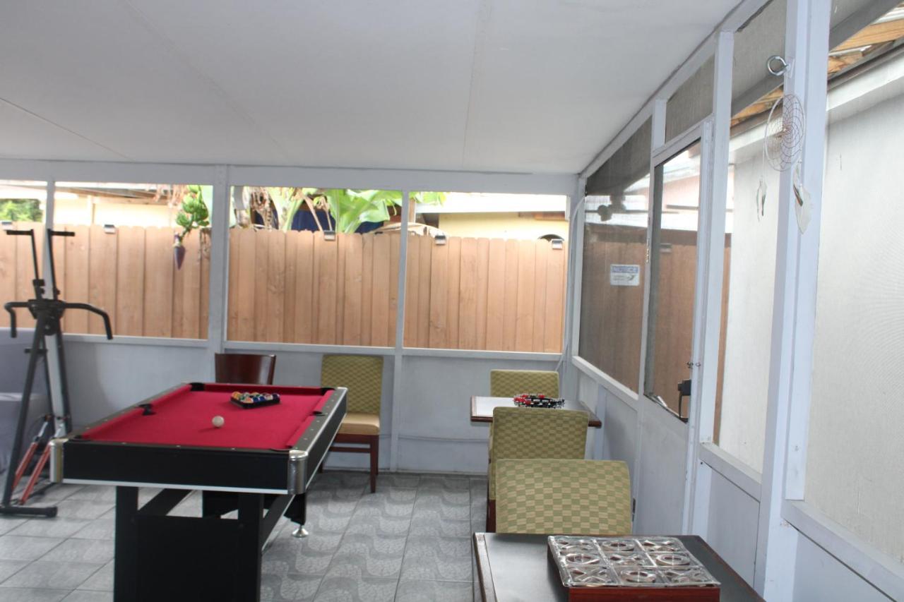 מיאמי Main House 3 Bed 2 Bath & Guest House 1 Bed 1 Bath מראה חיצוני תמונה